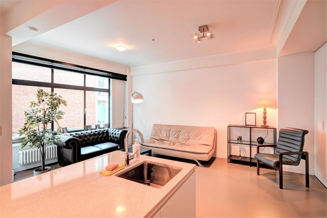 The Meir Lodge. Apartments In Heart Of Antwerp Antuérpia Exterior foto