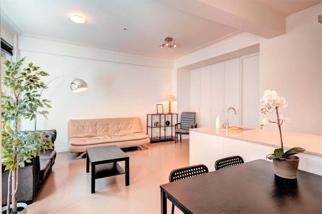 The Meir Lodge. Apartments In Heart Of Antwerp Antuérpia Exterior foto