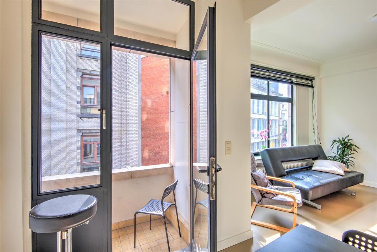 The Meir Lodge. Apartments In Heart Of Antwerp Antuérpia Exterior foto